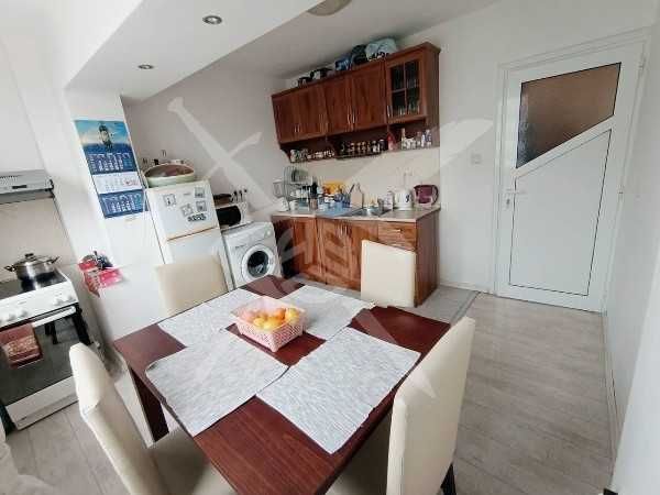 Продава се Двустаен апартамент в Бургас, Славейков - 65 кв.м за 1138 €/кв.м - Снимка #4