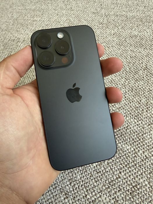 iPhone 15 pro 128gb