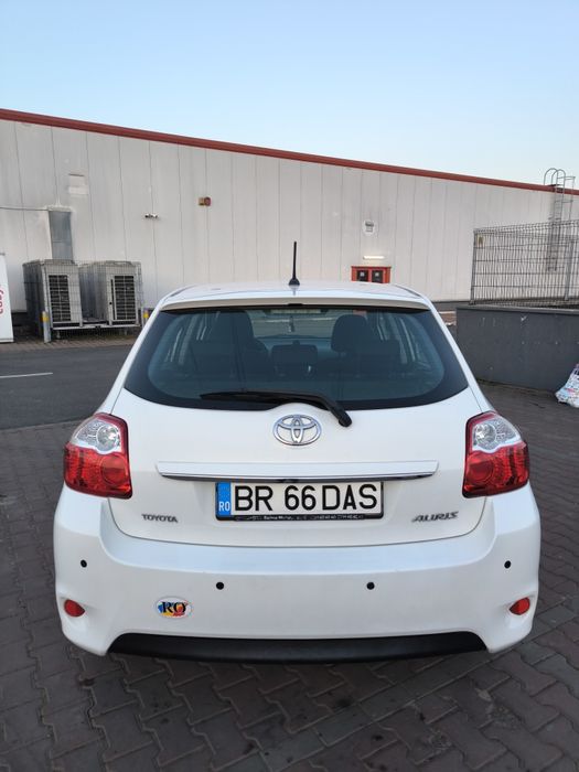 Toyota Auris  2011 , km :110.000 reali