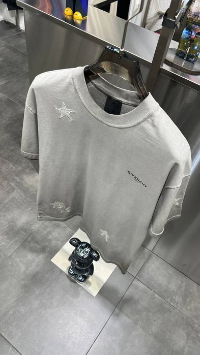 Мъжки тениски различни модели