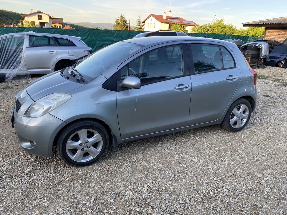 Toyota Yaris Тойота Ярис 1.3 vvt-i 87 кс На части