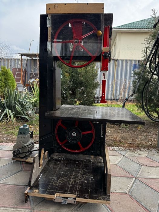 Продам ленточную пилу