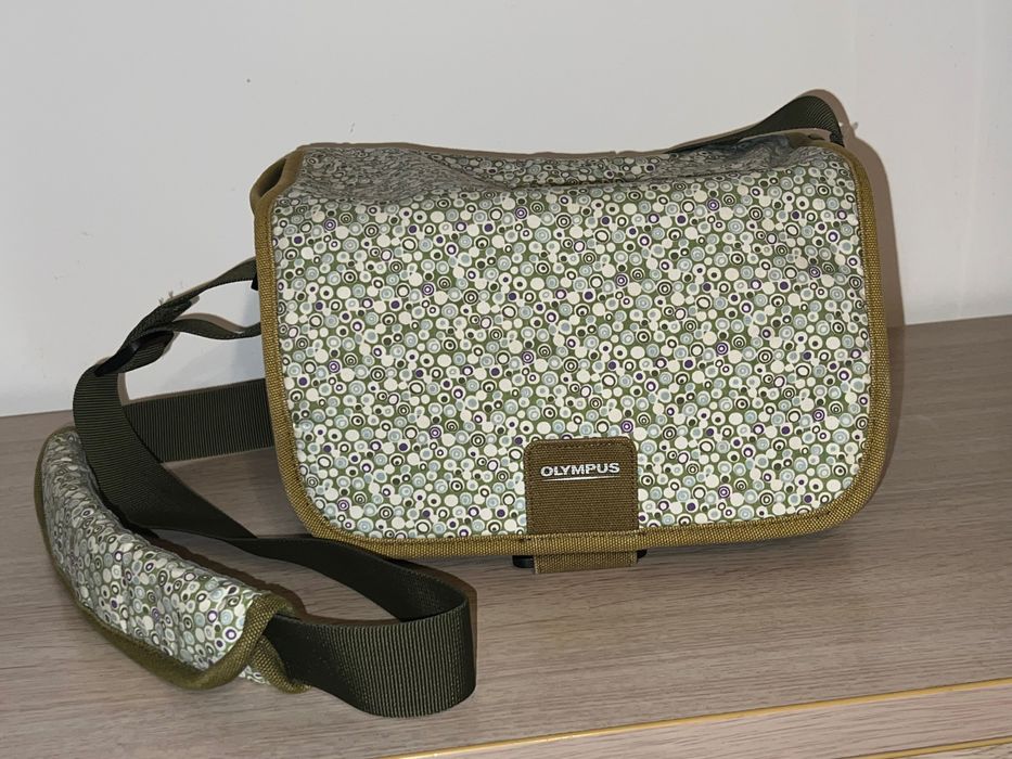 Фотоапарат olympus e-m10 mark III