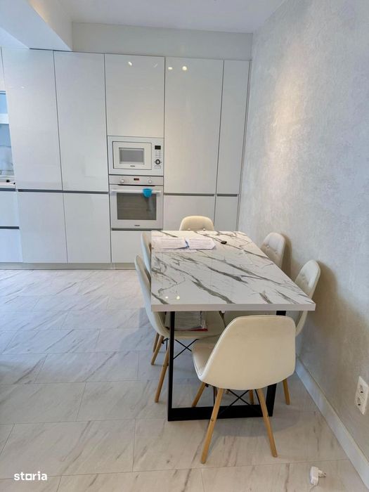 Apartament cu 2 camere, zona Iulius Mall