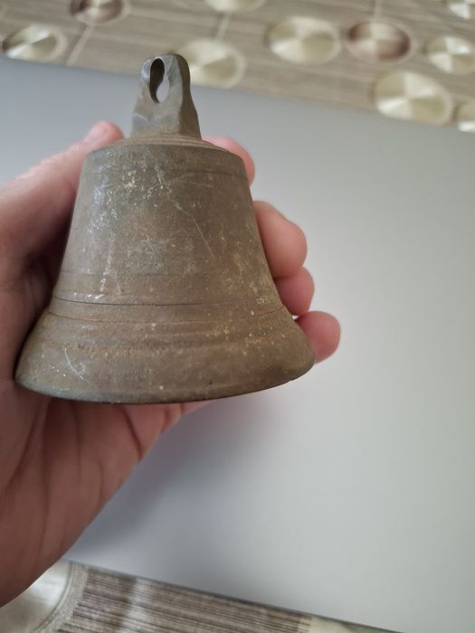 Стара камбана номер 9