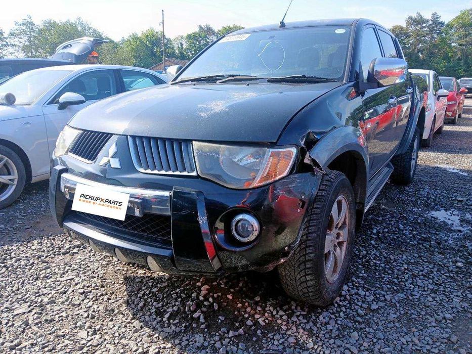 Dezmembrez Mitsubishi L200 2.5 Diesel 2007