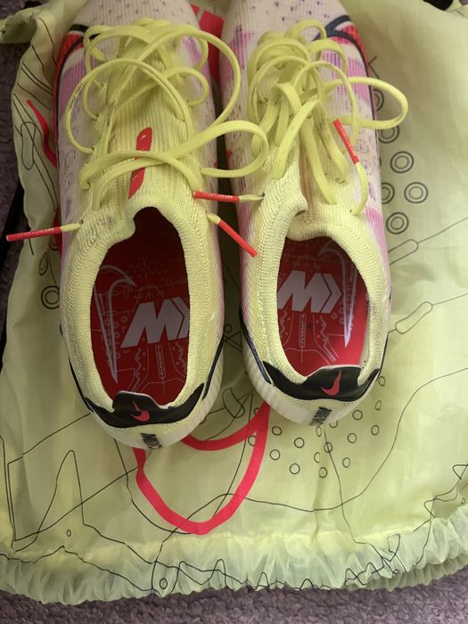 Ghete de fotbal nike acc