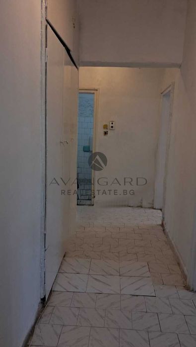 Продава се Тристаен апартамент в Пловдив, Център - 70 кв.м за 1608 €/кв.м - Снимка #5