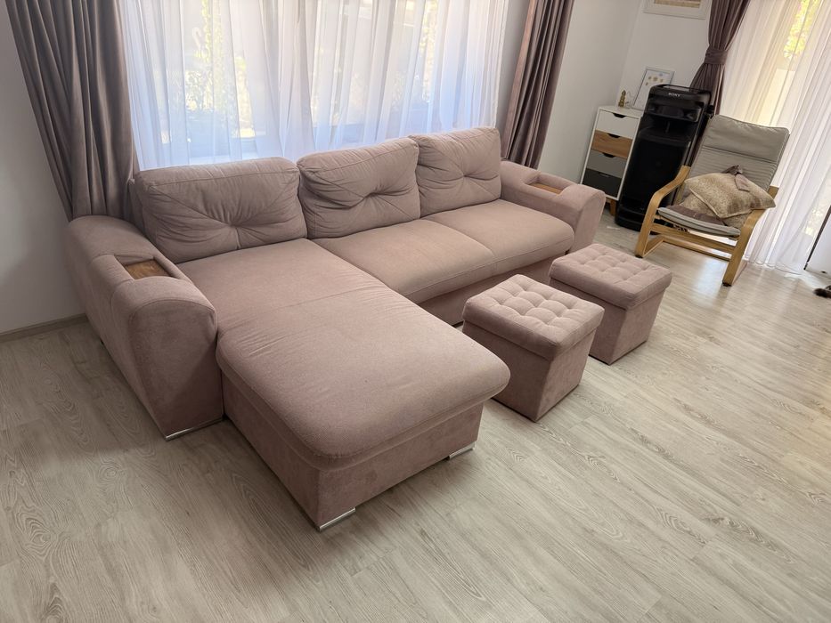 Coltar cu 2 tabureti cu depozitare