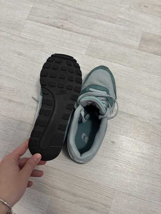 Adidasi nike marimea 38