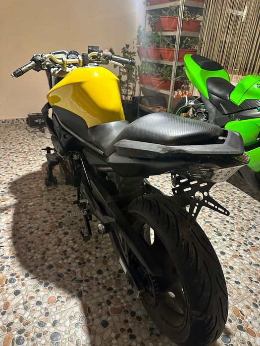 Vand yamaha xj6 2009 limitat legal A2 (35kw)