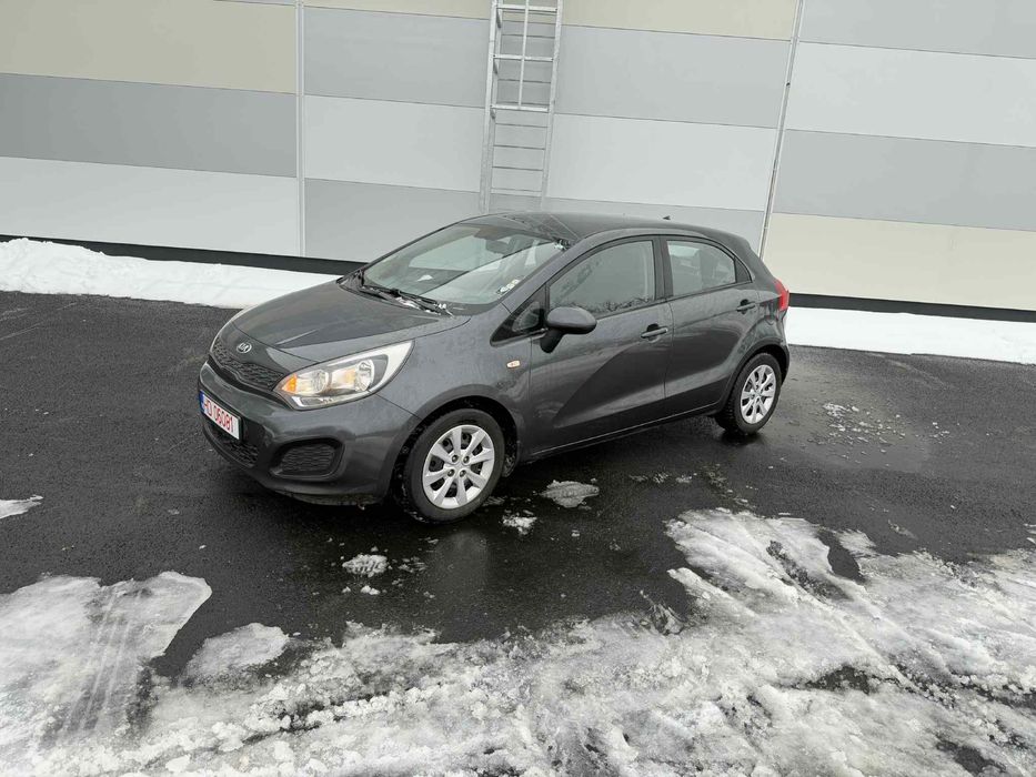Vand kia Rio recent adusa an 2014