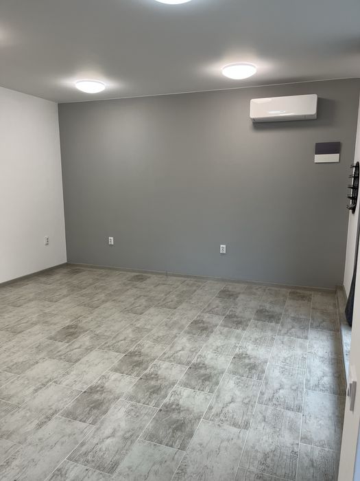 Дава се под наем Офис в Сопот - 30 кв.м за 280.5 € - Снимка #1