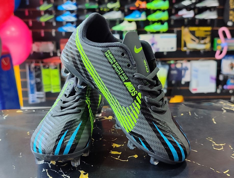 Детские бутсы и сороконожки!