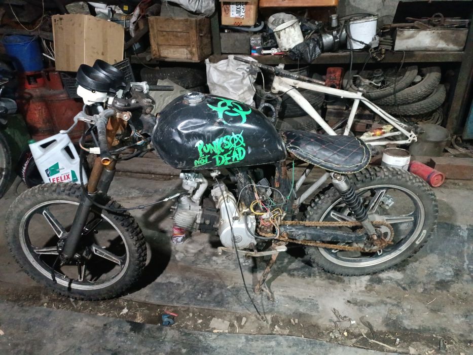 Мотоцикл кастомный