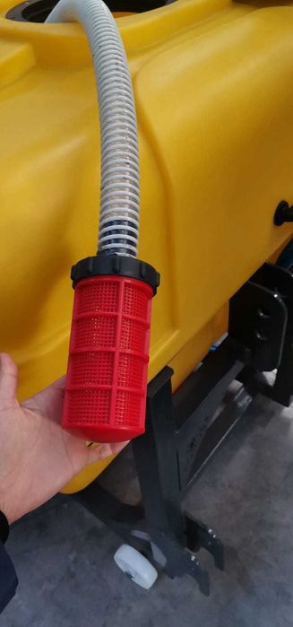 опрыскиватель 600 литров