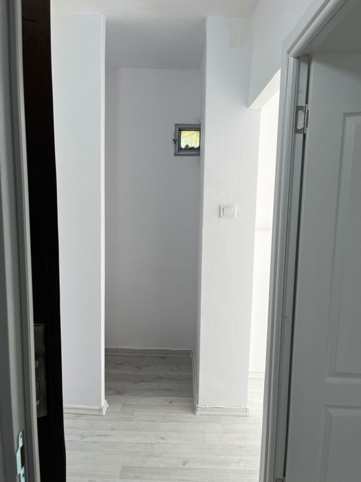 se vinde garsonieră Bărăgan