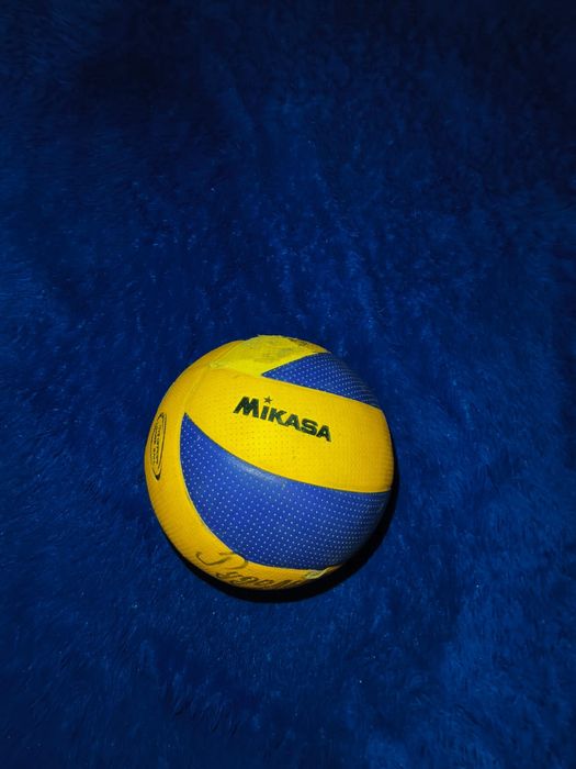 Волейбольный мячик