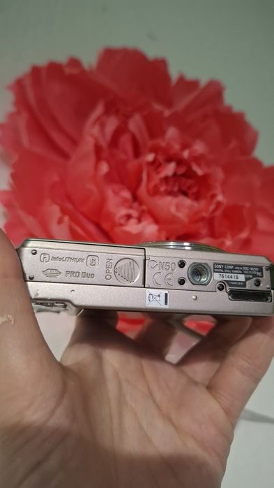 Компактен дигитален фотоапарат SONY Cybershot DSC-W290