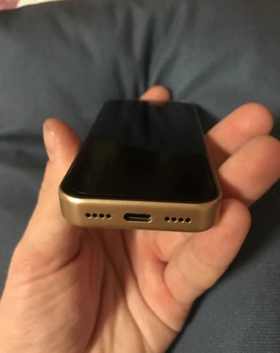 Продам айфон 17 про мак