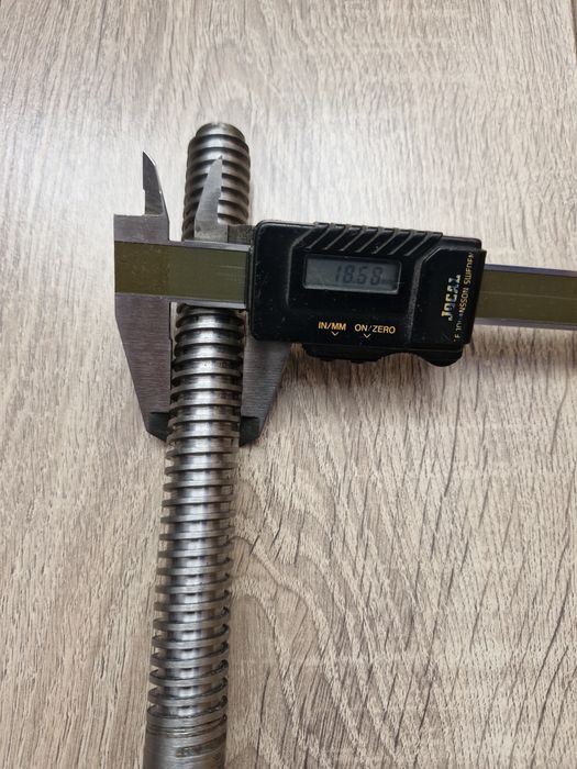Bacuri ptr. Menghină 120 ; 150 mm Ax menghină 150
