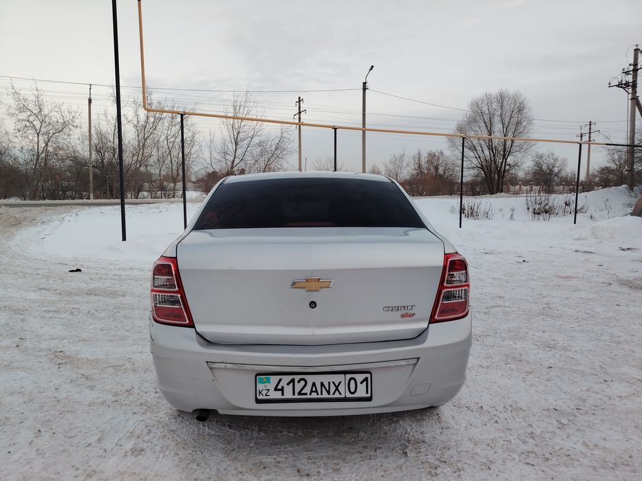 Продаю машину продаю