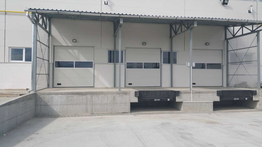 Hala industriala zona Industriala Est 1329 cu rampe, spatiu exterior