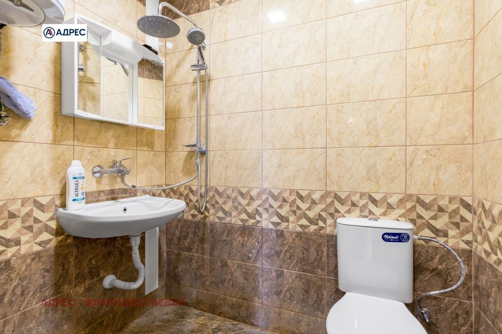 Продава се Двустаен апартамент в Плевен, Сторгозия - 66 кв.м за 1425 €/кв.м - Снимка #8