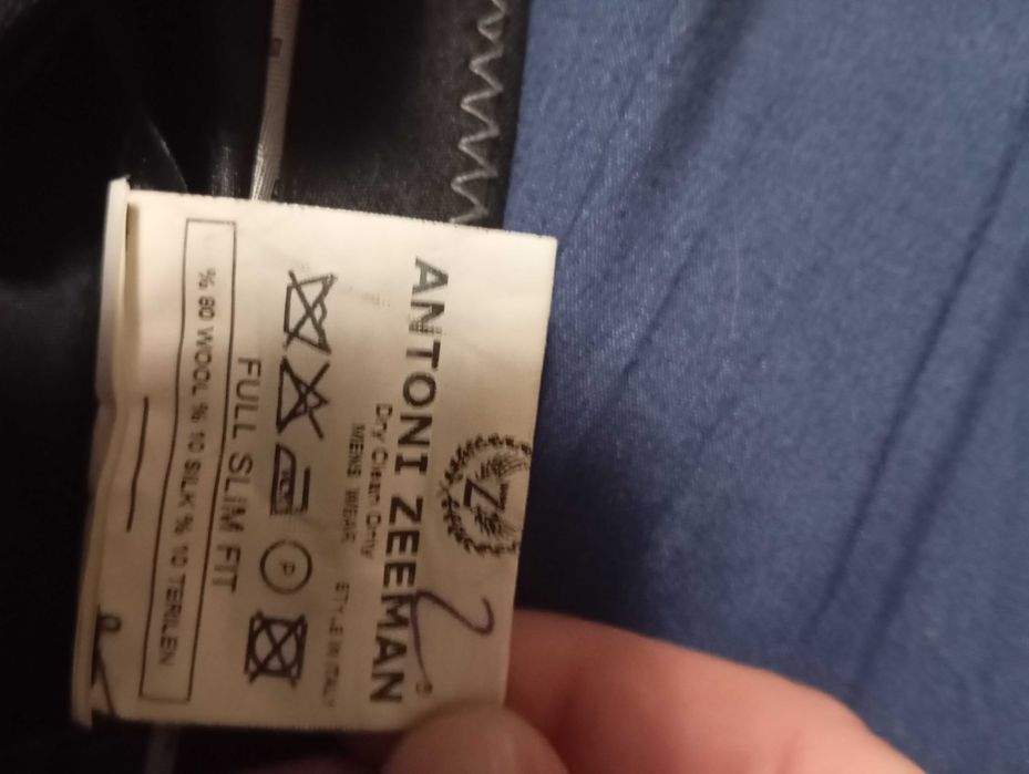 Костюм Antoni Zeeman, черный.