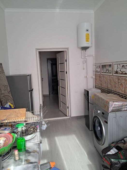 Sharq kolso tomondan 1xonalik tayyor kvartira sotiladi №27