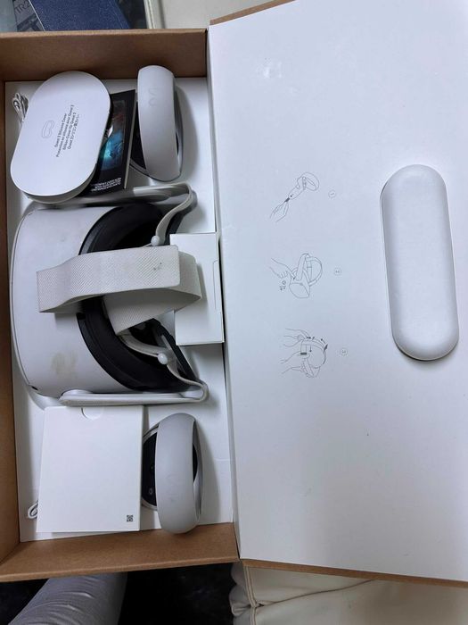 Ochelari VR pentru jocuri video