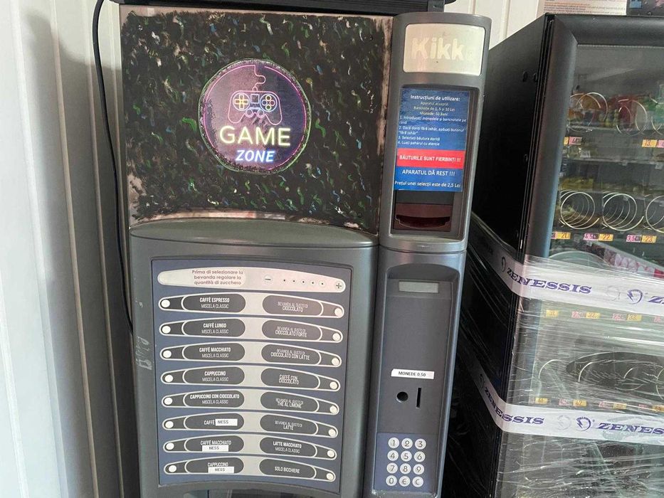 Tonomat/Automat de Cafea si bauturi / snacks
