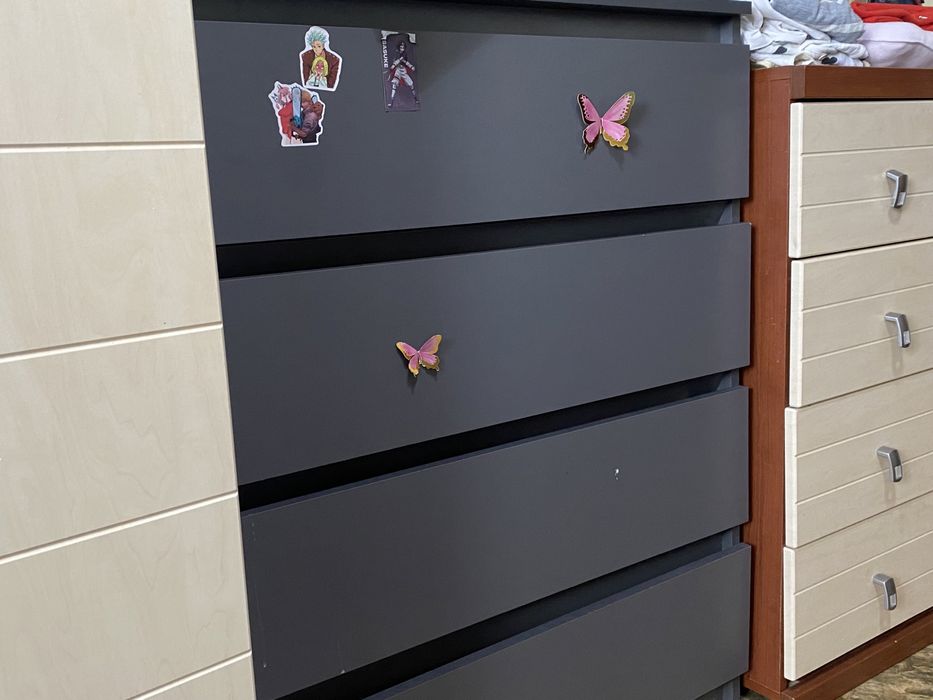 Комод 20 мын почти новый