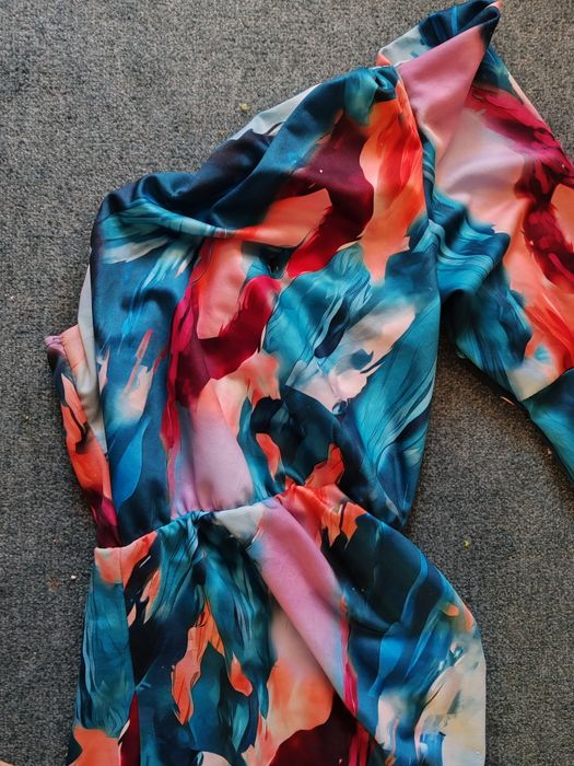 Официална рокля с един ръкав