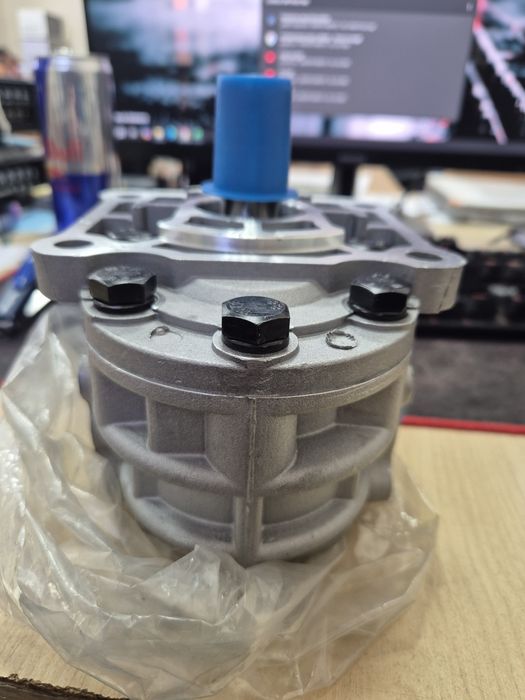 Насос НШ-32д 3Л Левый