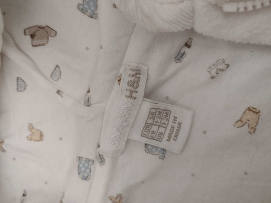 Гащеризон ромпър за бебок на Н&М