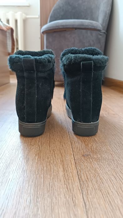 Зимние ботиночки , натуральная замша.