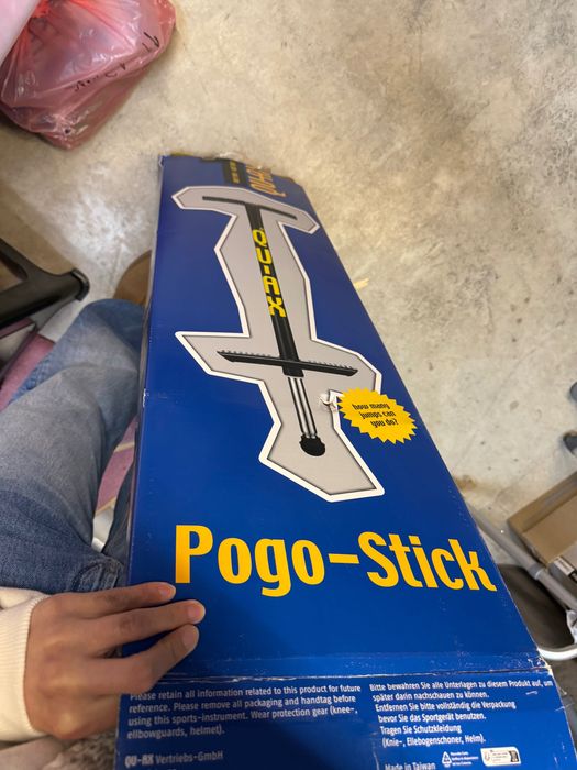 Pogo stick Kendama Bulgaria ПОГО СТИК – V200 BLACK – QU-AX POGO STICK