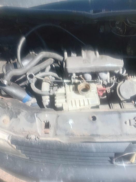 Автомобиль микроавтобус