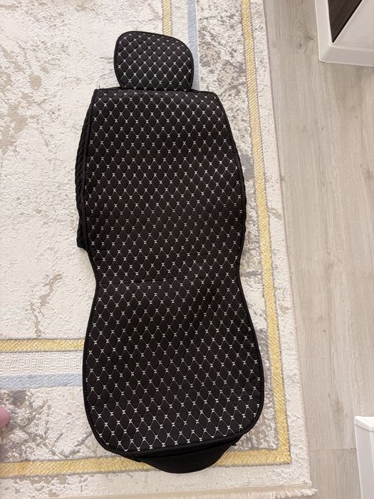 Продам чехлы на авто недорого