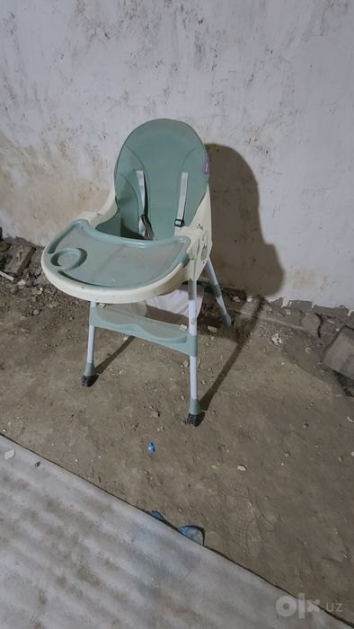 Bolalar stuli sotiladi