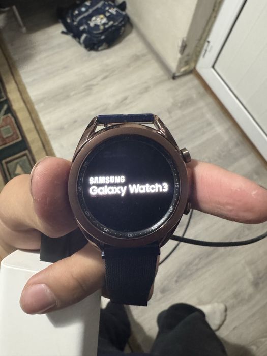 Продам часы galaxy watch 3