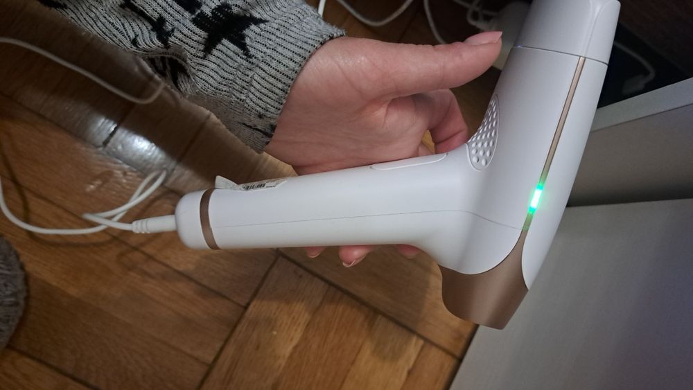 Фотоепилатор IPL LESCOLTON