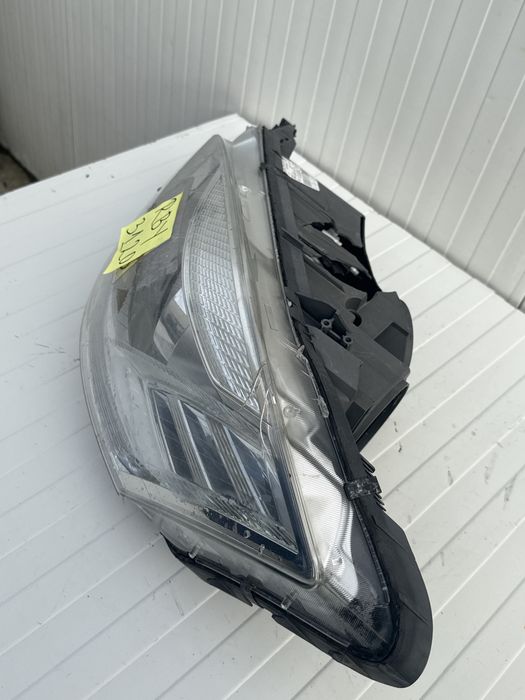 Far stanga Mercedes S Class W221 bi-xenon adaptiv cod A2218204939