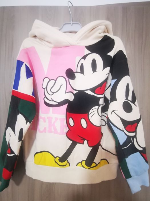 Lot hanorace H&M și Reserved, pentru 8-9 ani