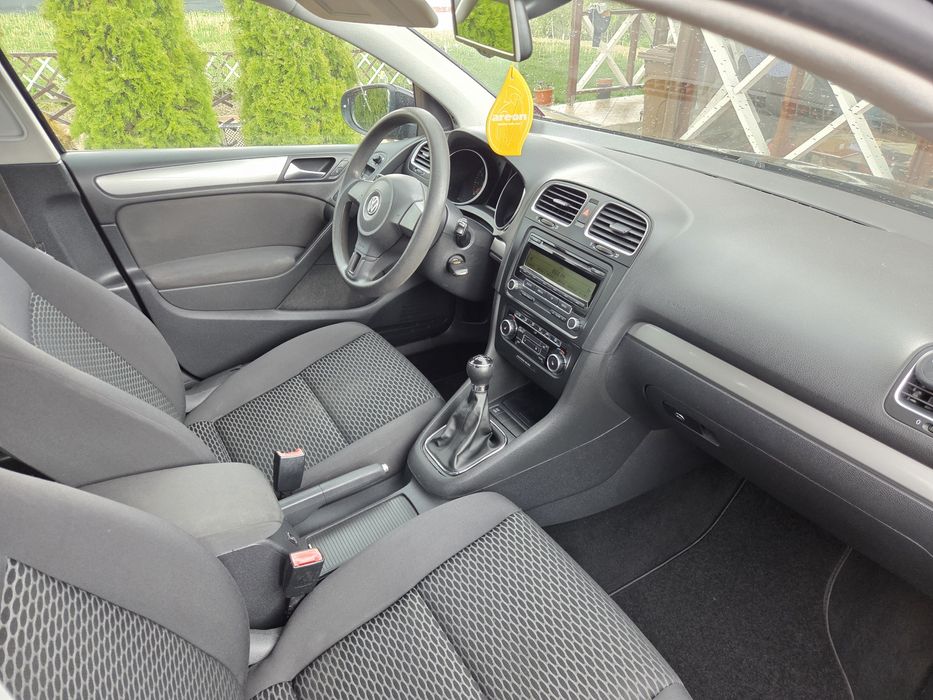 Vand golf 6 benzina 1.4 clasic