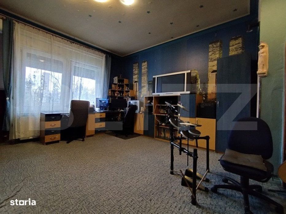 Apartament spatios, cu 4 camere, 155 mp, zona Catedrala si malul Begai