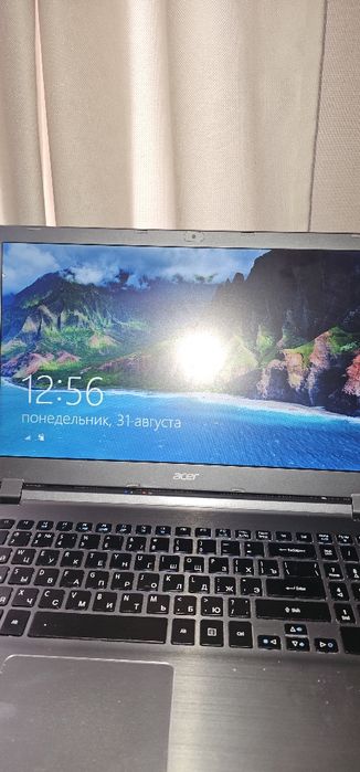 Продаю ноутбук Асер aspire v5