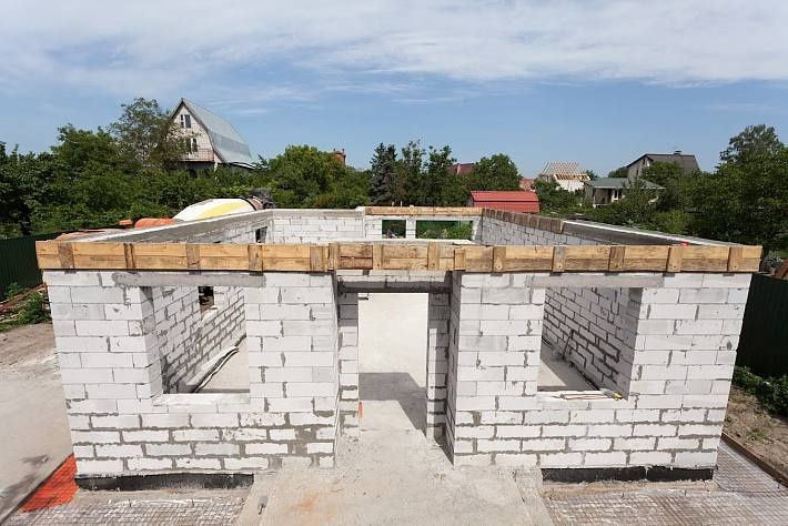 Кладка дома газаблока полистеролблок пеноблок бригада строителей