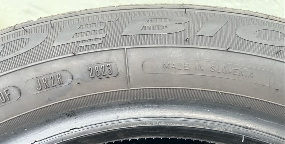 4бр 205/55/16 на 7+мм с 23дот Дебица